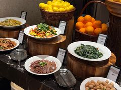 -广州万富希尔顿酒店·感趣自助餐厅·金秋蟹宴生蚝海鲜刺身