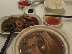 -黄亚细肉骨茶(仰光路店)