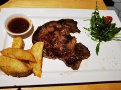 澳洲谷饲安格斯肉眼牛排-LENBACH兰巴赫西餐啤酒坊(大连东港店)