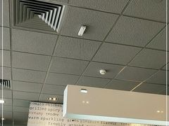 -麦当劳(杭州西湖银泰百货店)