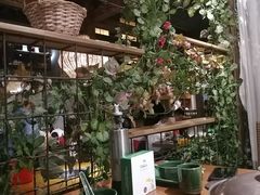 -芭缇沁园椰子鸡(中航紫金新天地店)