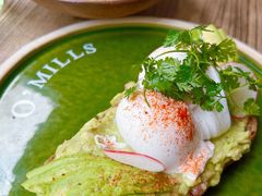 牛油果温泉蛋吐司-O'mills Sourdough Bakery&Bistro(永嘉路店)