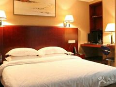 -湛江远扬YOUNG咖啡主题酒店(赤坎老街店)