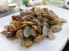 -侬佳蒸菜馆(听潮店)