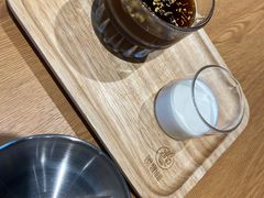 -ZING COFFEE 镜咖啡