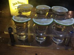 -丽纳尔斯酒吧咖啡LENORE’S BAR(三经街店)