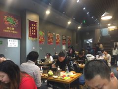 大堂-范贤光鸡公煲(平乐园总店)