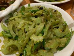 干煸苦瓜-曾牛肉