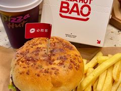 -必胜客(WOW中心城店)