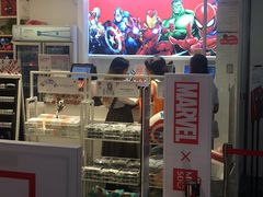 -名创优品(江南新地店)