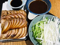 三少酱肘子-娄三少春饼·烤鸭(合生汇购物中心店)