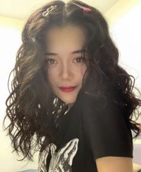 -BULB STUDIO 巴柏明星发型工作室