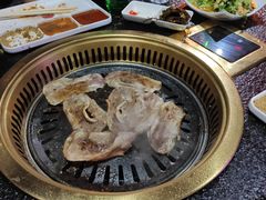 -牛鲜盛齐齐哈尔烤肉(曹路店)