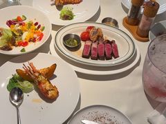 -MONICH牛排融合餐厅(和义大道购物中心店)