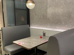 -必胜客(宁海西子国际店)