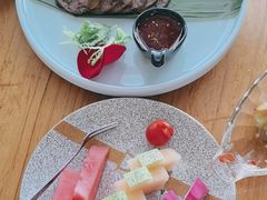 -四月吧餐厅(正阳步行街店)
