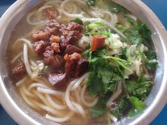 -花溪牛肉粉(八鸽岩店)