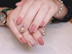 -沫儿·美甲美睫·半永久·皮肤管理