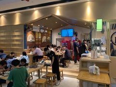 大堂-狮头牌卤味研究所·卤味饭(花城汇南区店)