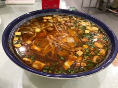 -秦香陕西食府(华贸天地店)