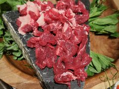 -红鼎豆捞·非遗鲍皇汤火锅(宝丰路店)