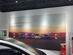 -TESLA 特斯拉(北京颐堤港体验店)