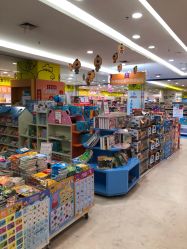 -孩子王童乐园(唐山万达广场店)