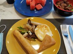 -深圳富苑皇冠假日套房酒店