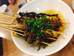 阿婆串串香-薛阿婆(美都汇购物广场店)