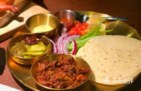 Shredded Pork with Pancakes