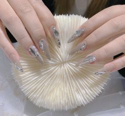 -ZX·美睫设计师汇聚店