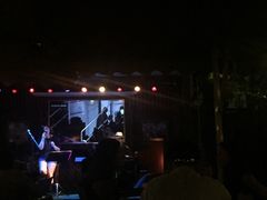 -爵士花园音乐酒吧餐厅