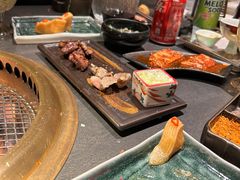 -铭牛烧肉·和牛海鲜自助(高新月牙湖店)