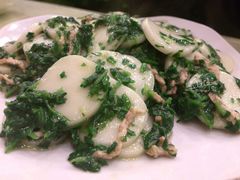 荠菜肉丝年糕-小实惠嘉(威海路店)