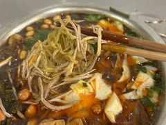 -老五鸡丝豆花面粉(瑞金北路68号院店)