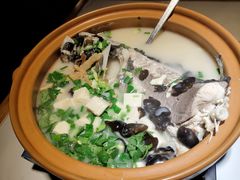 -姜君·千岛湖鱼头馆(浦东大道店)