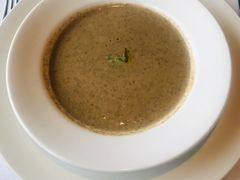 松露蘑菇汤-四季餐厅