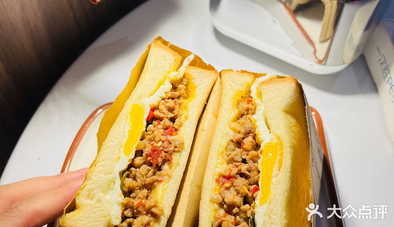 第一次吃铁板三明治🥪公主们好好吃呀！团购优惠