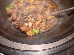 -挂旗柴锅鸡(蚌山区嘉年华店)