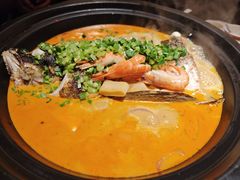 泉水鱼头煲-小厨娘淮扬菜(天印大道店)