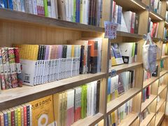 -猫的天空之城概念书店(杭州南宋御街店)