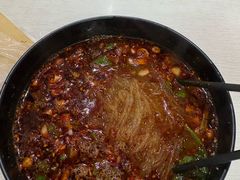 -牵人麻辣粉(粉巷店)