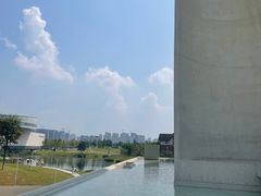-李自健美术馆