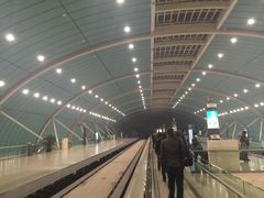 -龙阳路磁悬浮列车总站-停车场