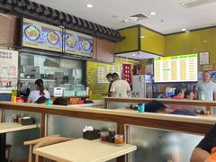 大堂-龙记桂林米粉(财满街店)