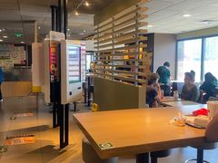大堂-麦当劳(百荣世贸商城店)