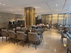 -航空港万怡酒店·万荟轩餐厅(航空港区远航路店)