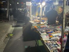 -吴山路夜市