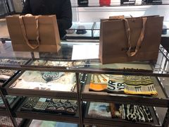 -BURBERRY(上海港汇恒隆广场店)