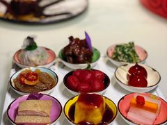 -江上荟·创意中国菜(绿地缤纷城店)